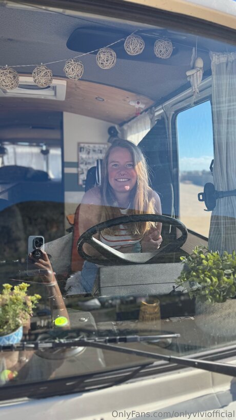 Onlyviviofficial star archive