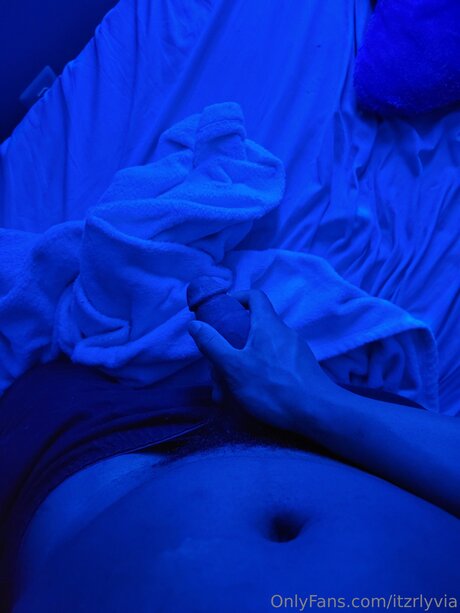 Cynvya model perfect gallery