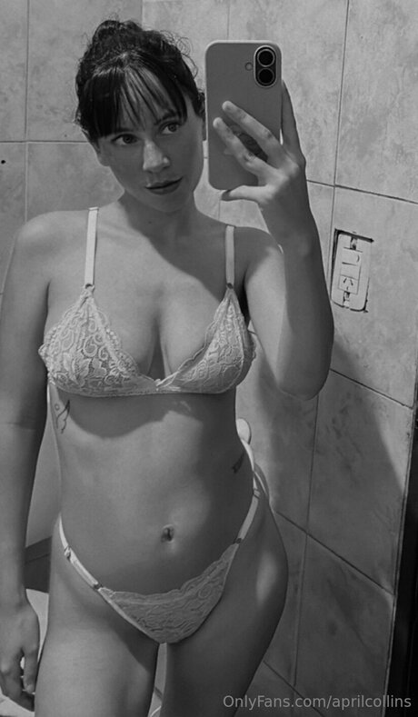 Aprilcollins star nude archive