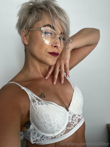 Only100cz star nudes galleries