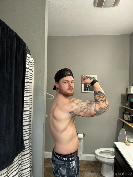 Kolbzz sexy actress pic