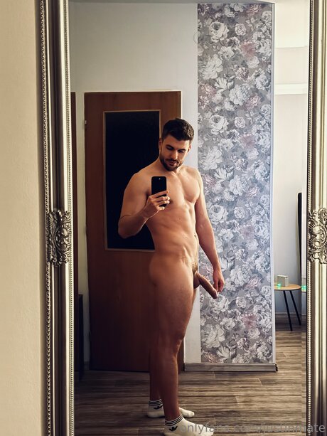 Justinmate model sex pics