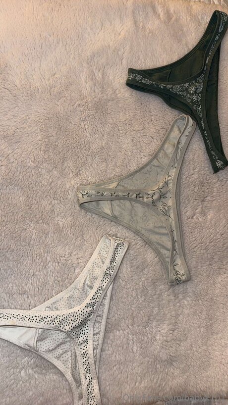 Babyk101 model pornographic image