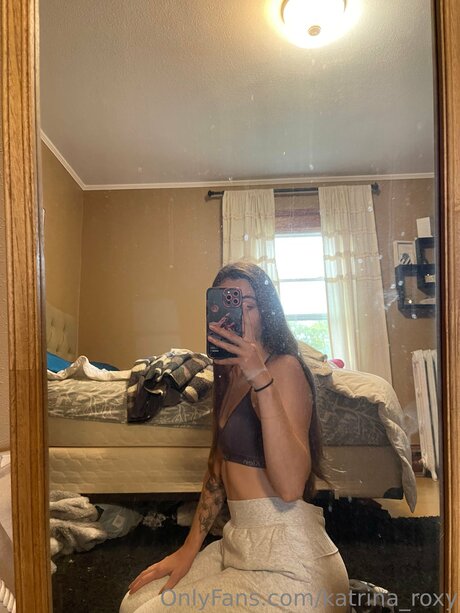 Katrina Roxy hot actress photos