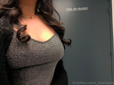 L Asiatiquee sexy actress archive