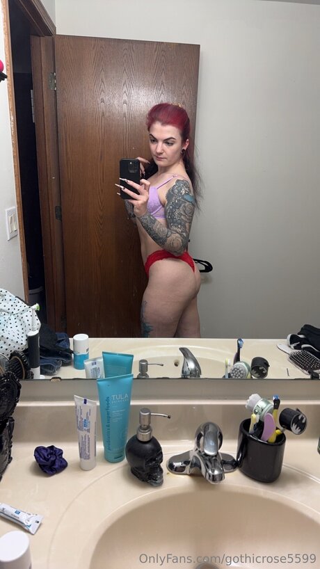 Gothicrose5599 model porn galleries