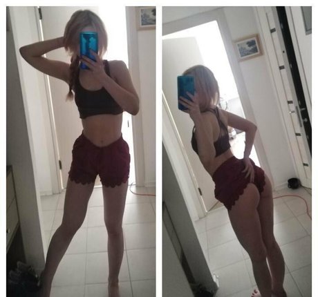 X Sweetie Plum X adult actress img