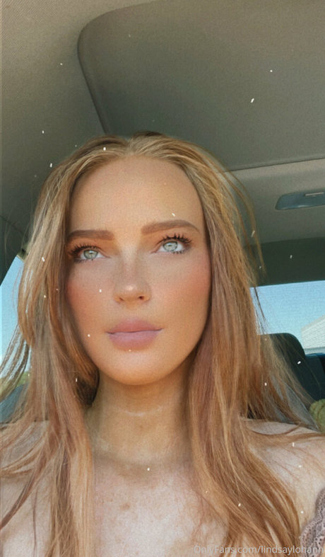 Lindsay Lohann naked actress images