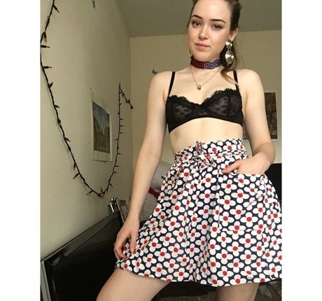 Tori Eaglestone erotic pornstar images