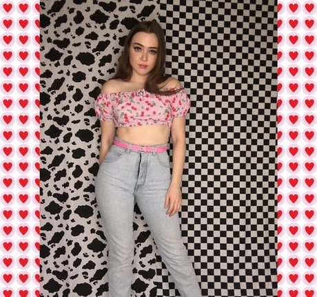 Tori Eaglestone pretty pornstar pics