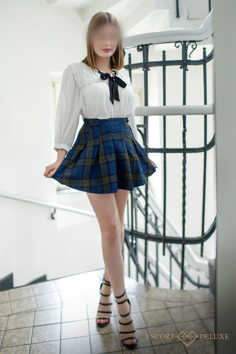 haze giirl beautiful actress images