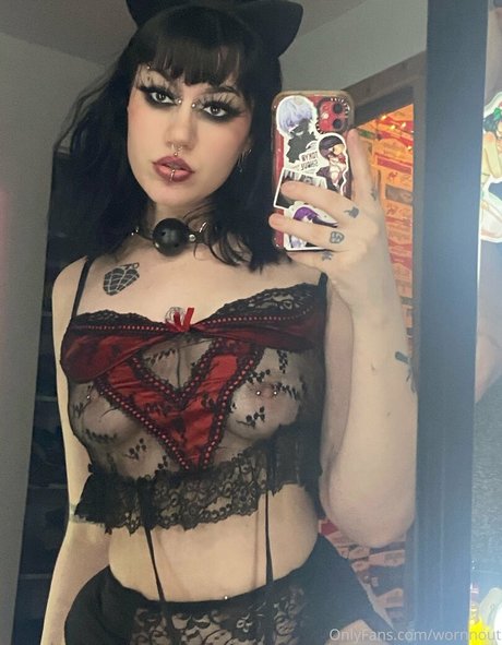 Wornnout pornstar high quality picture