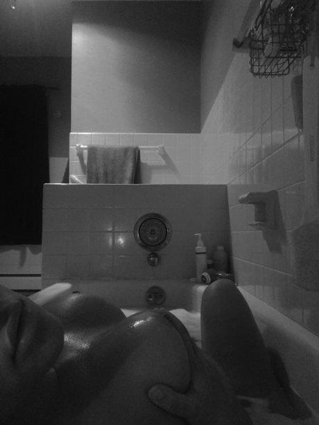 vieraralyn pornstar nude photo