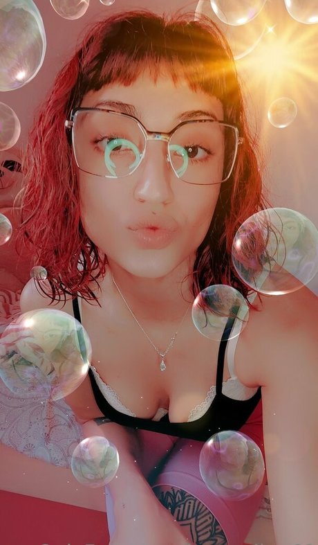 huge shemale onlyfans beautiful pic