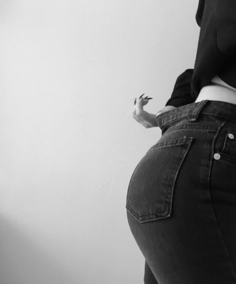 Sadtsarina top actress picture