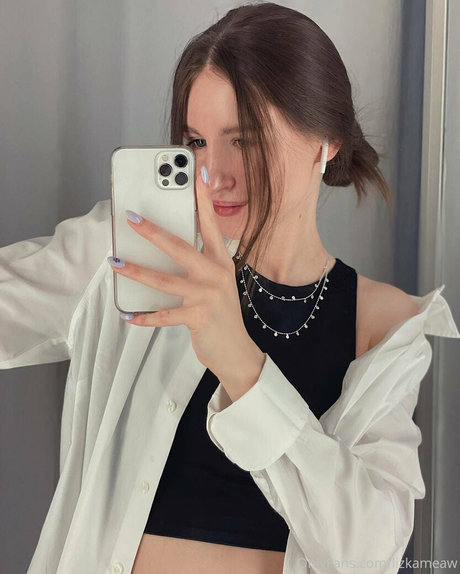 lizkameaw top star pics