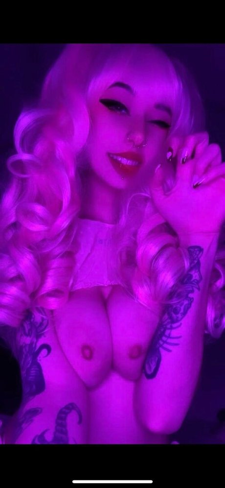 Meduwu pornographic actress galleries