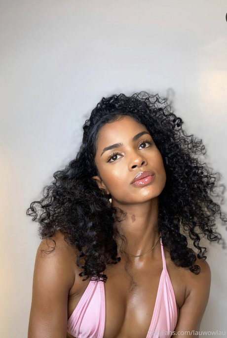 Softest lauwowlau pornstar naked image