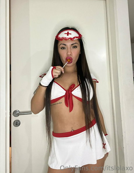 itslolaxo erotic star image