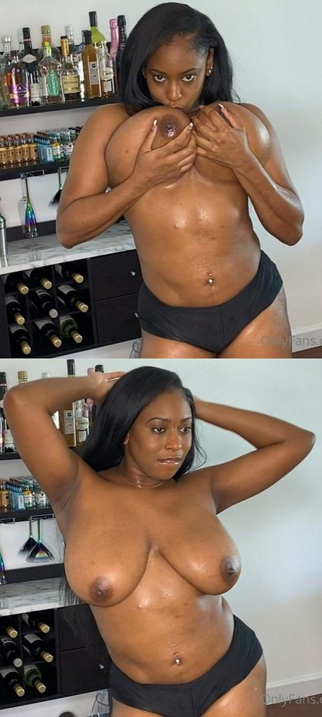 Dinnelle exclusive model gallery