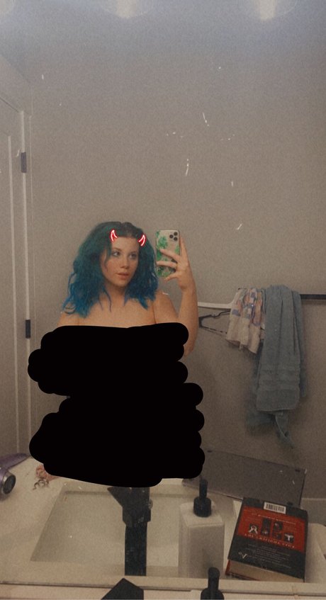 abiabiabi model sexy pics