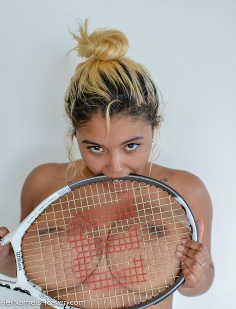 Heaven Sapphire Roque pornstar sexy photos