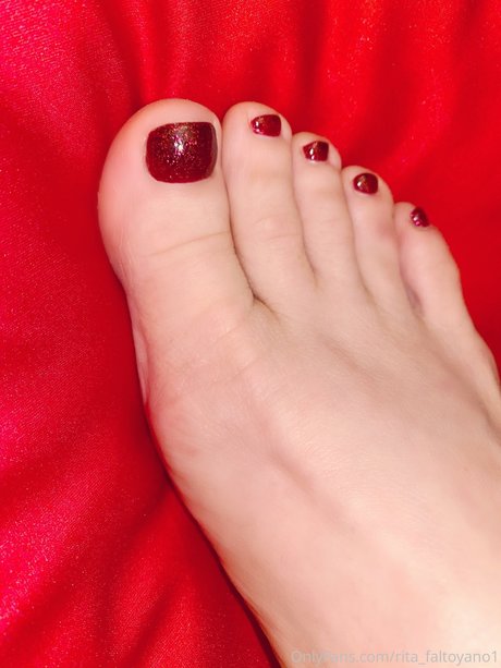 Rita Faltoyano beautiful model gallery