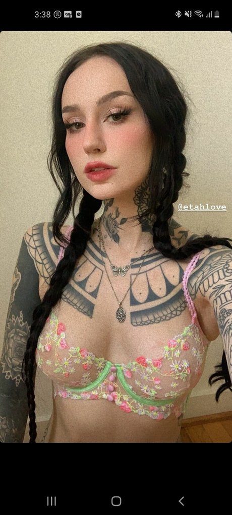 Emma Vauxdevil model xxx pictures