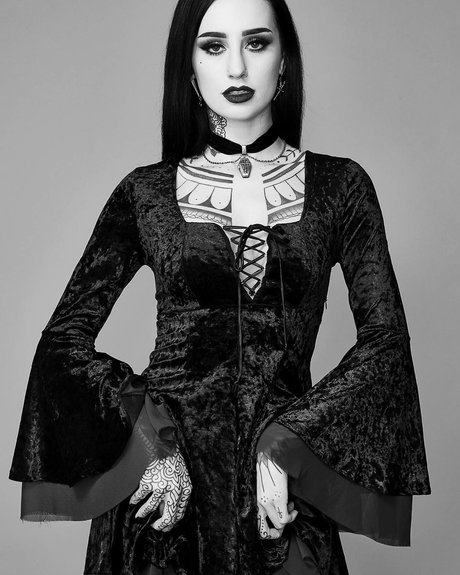 Emma Vauxdevil pornstar hd image