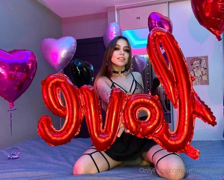 Omiroshka sexy model photos