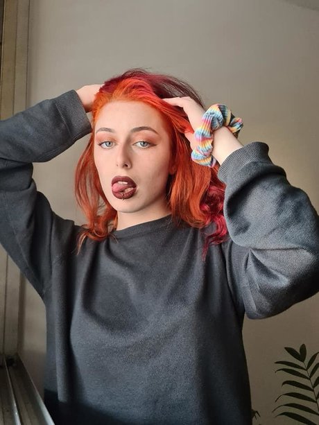 VelNick free actress photos