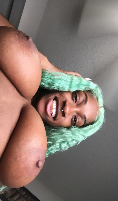 son onlyfans free naked galleries