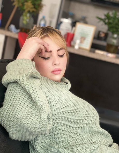 Alisoncraft model porn archive