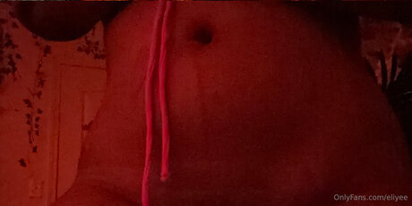 Eliyee star adult image