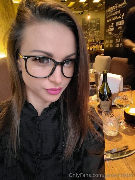 Savannahchristin porn star picture