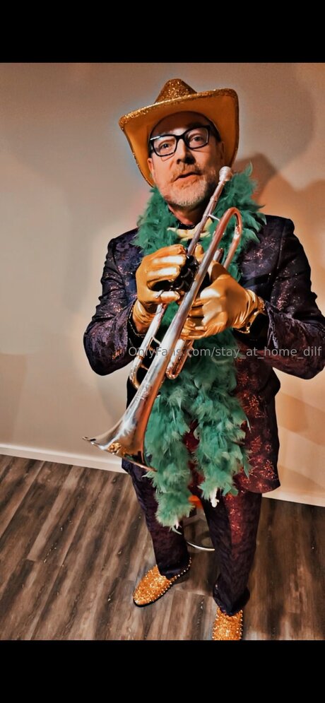 Stay At Home Dilf nice pornstar pictures