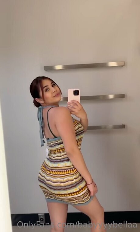 Babyyyybellaa model pornographic image