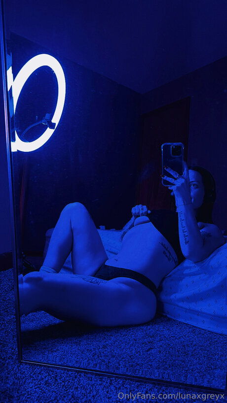 Lunaxgreyx xxx pornstar galleries