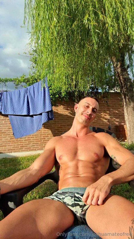 Joshuamateofree top model pics