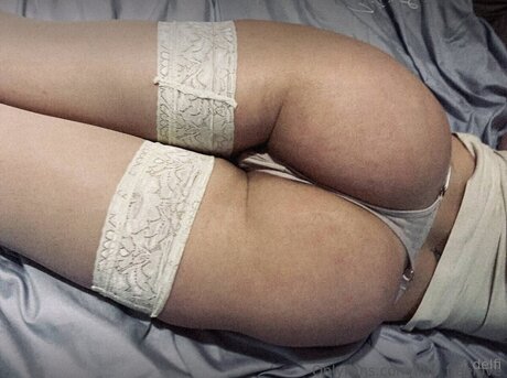 Wifeydelfi star sexy pictures