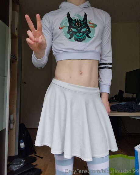 Bicuriousboi99 pornstar nude pic