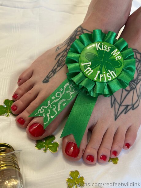 Redfeetwildink erotic pornstar photos