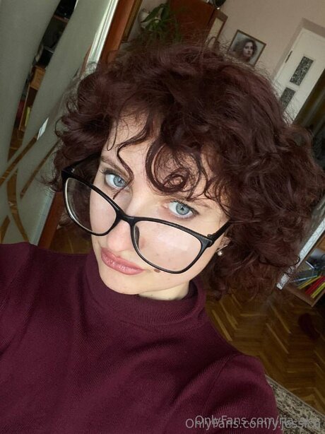 Ria Sky free model images