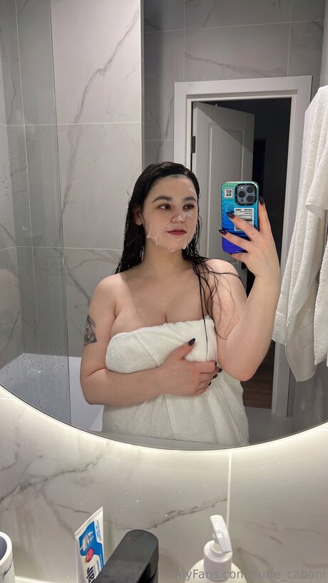 Cutie Cabani star perfect photo