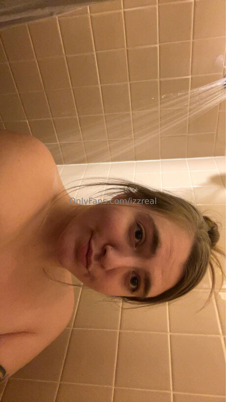 Izzreal pretty star photos