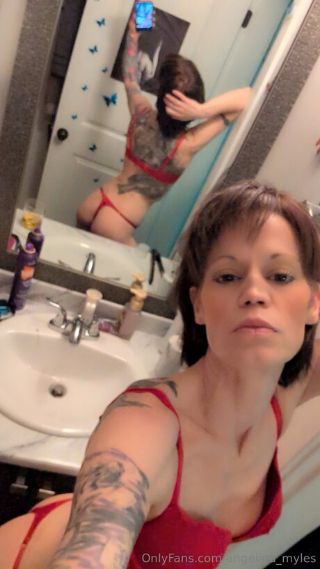 Angelina Myles perfect actress img