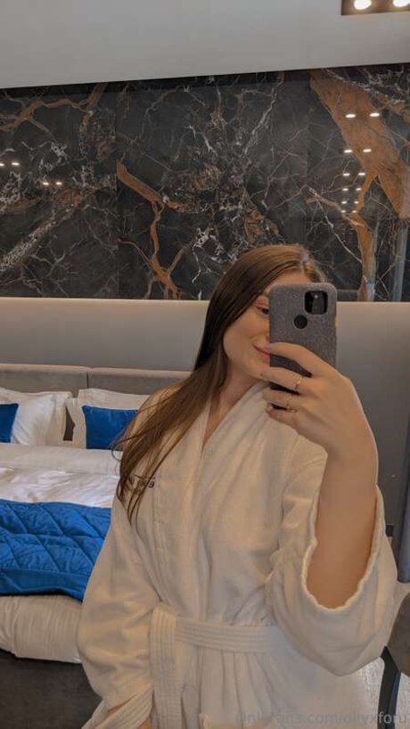 Ollyxforu nudes actress archive