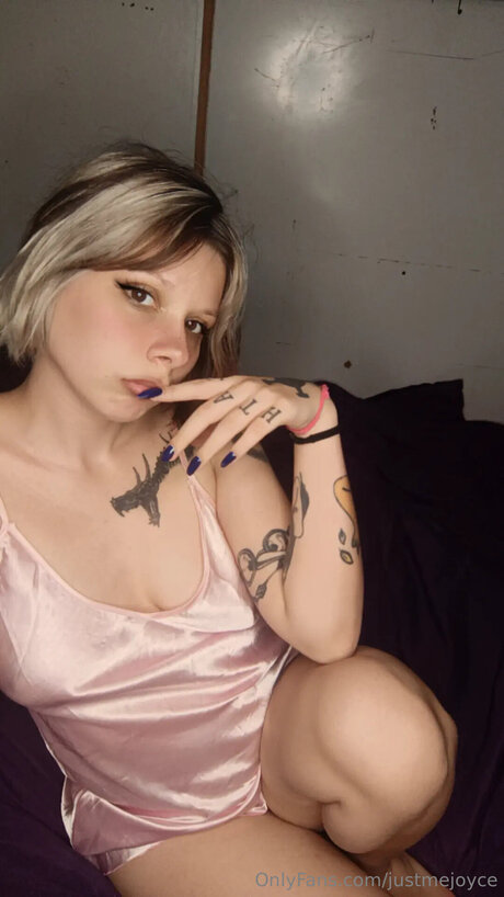 Justmejoyce pretty pornstar picture