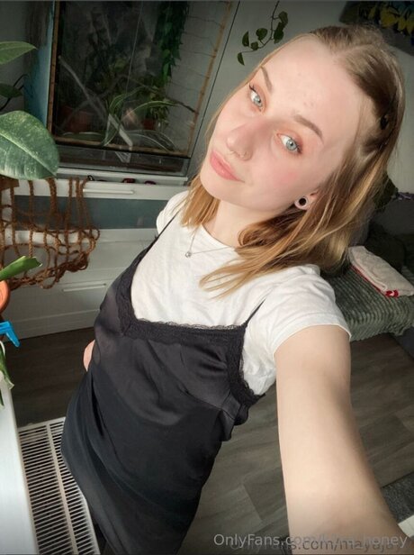 K1ra Honey pornstar xxx images