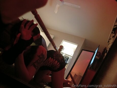 Grak Svbbvth naked pornstar images
